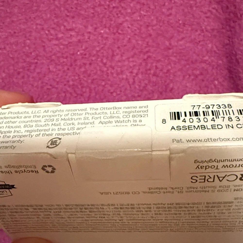 NIB OtterBox case for Apple Watch - 41mm